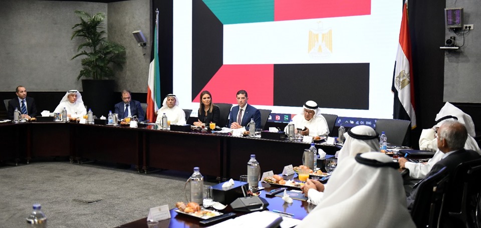 مستثمرون كويتيون: ضخ استثمارات جديدة في القطاعات الصناعية والمصرفية والخدمية والعقارية بمصر