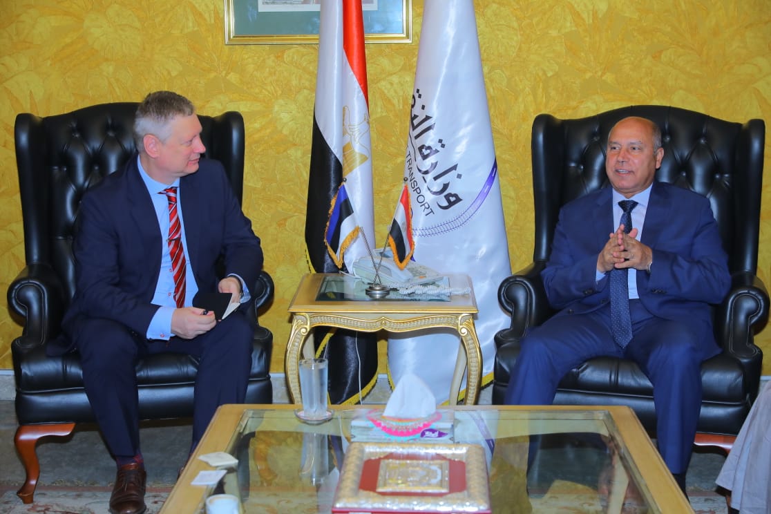 الوزير: الشركات المصرية نفذت مشروعات طرق عملاقة ومن الممكن أن تتعاون مع إستونيا في هذا المجال
