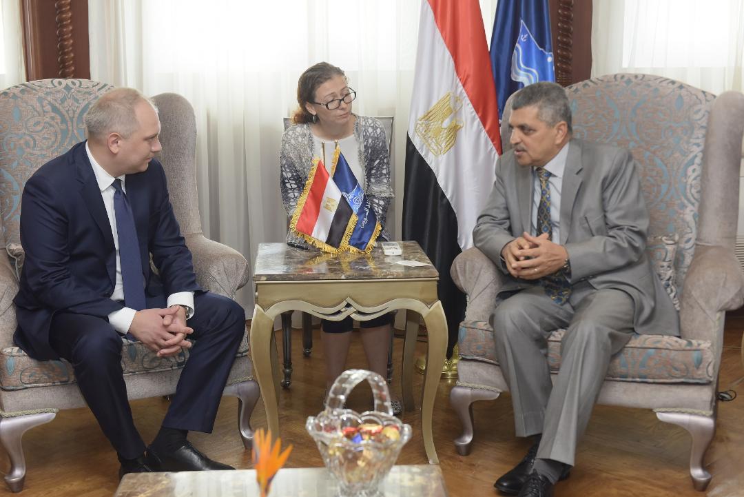 مباحثات بين مصر ورسيا لتفعيل بروتوكول لتطوير ترسانات هيئة قناة السويس 