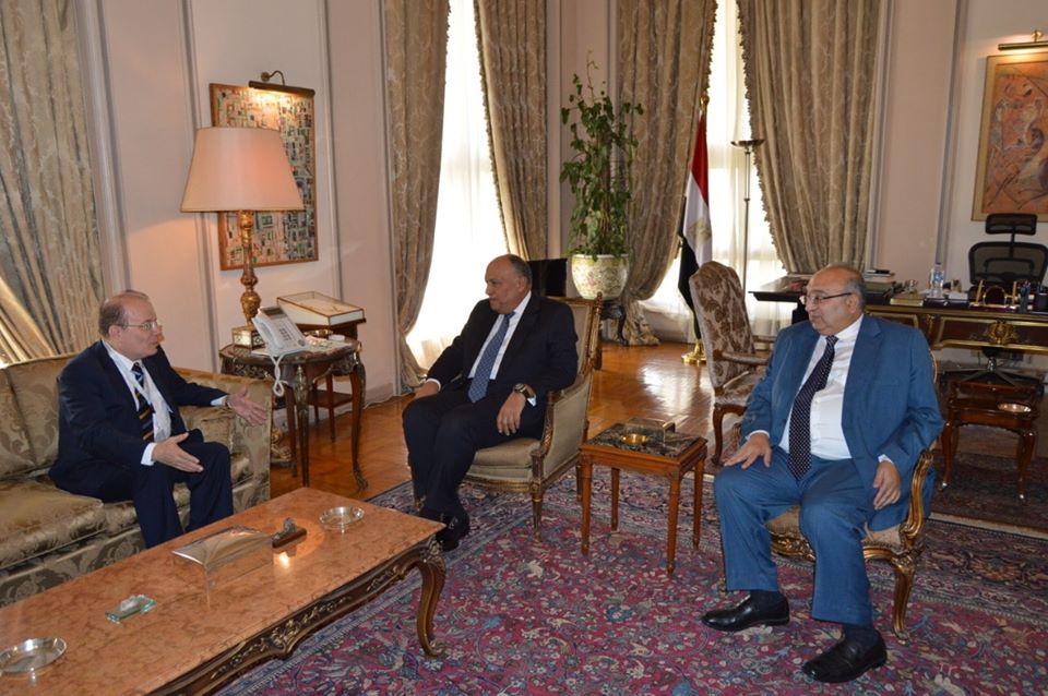 شكري يستقبل المدير التنفيذي لمؤسسة 