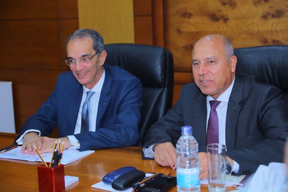 وزيرا النقل والاتصالات يبحثان بيع تذاكر السكك الحديدية عن طريق مكاتب البريد 