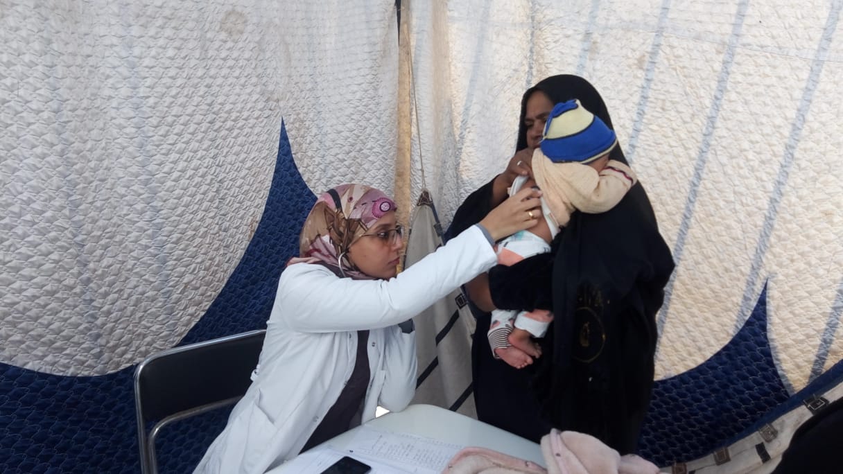 مناظرة 1660 حالة بالمجان فى قوافل جامعة جنوب الوادى بقريتى أبنود وكرم عمران بقنا