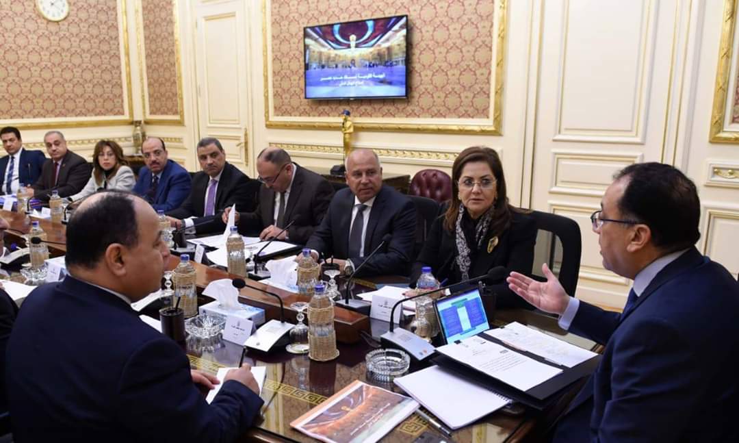 رئيس الوزراء: 63 مليار جنيها لتصنيع وتوريد وإصلاح القطارات والجرارات وتطوير المزلقانات