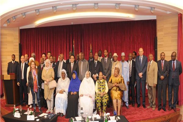 سفير مصر لدى الكويت: الرئيس السيسي يولي اهتماما كبيرا بقارة أفريقيا