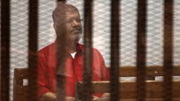 تأجيل إعادة محاكمة مرسى و27 آخرين بقضية اقتحام الحدود الشرقية لـ19 فبراير الجاري 