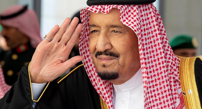 الملك سلمان يغادر إلى مصر ويرأس وفد المملكة في القمة العربية الأوروبية