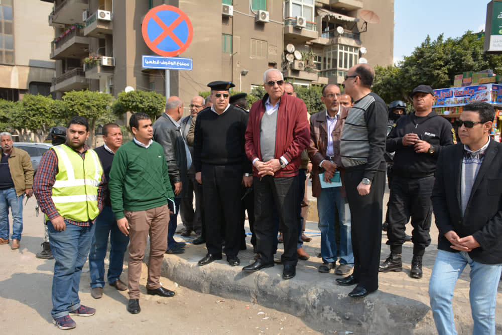 بالصور..  محافظ  الجيزة يلغي تراخيص الاكشاك غير الملتزمة بالنظافة 

