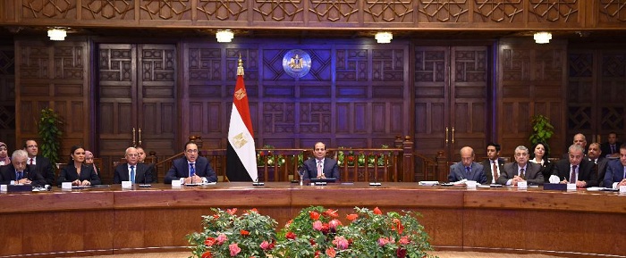 السيسي يوجه بتوفير التمويل للشباب لتشغيل المصانع ببور سعيد