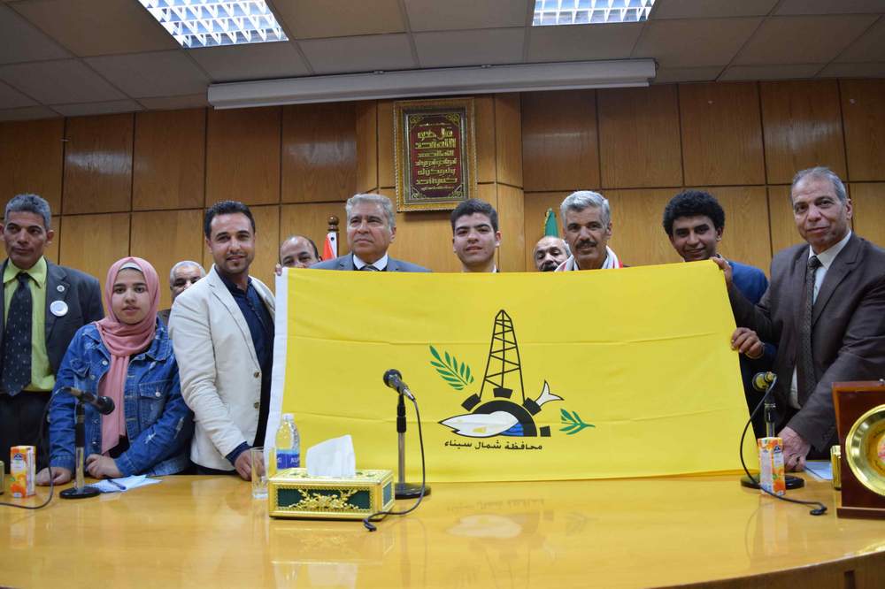 محافظ المنيا يستقبل وفد اتحاد طلاب 