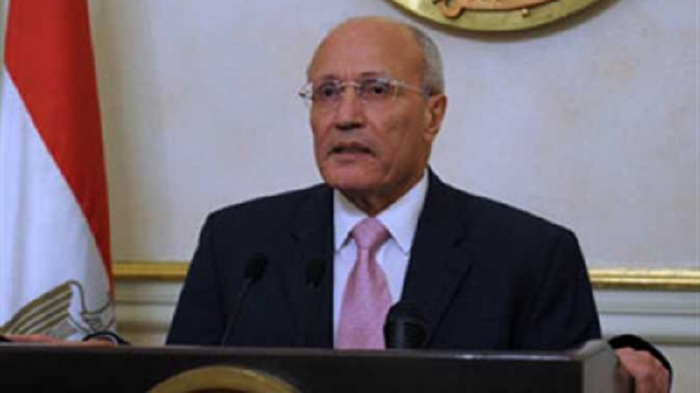 العصار يبحث مع وزير الدفاع التنزاني تعزيز التعاون في مجالات التصنيع الحربية والمدنية
