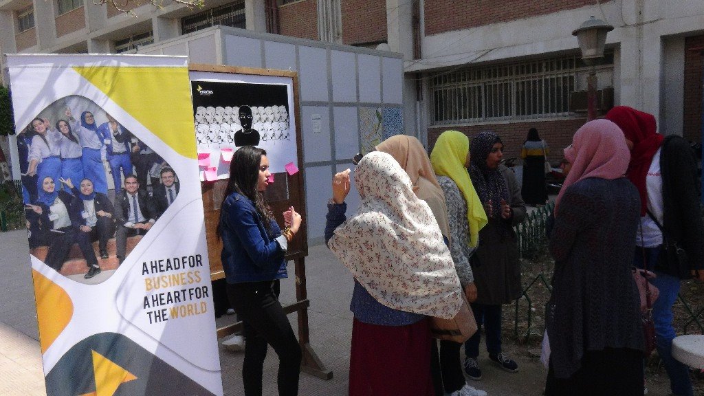 ورش عمل للاتحاد المصري لطلاب الصيدلة بجامعة المنيا
