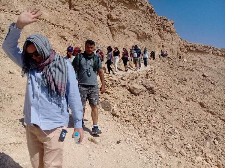 المناطق الاثرية بالمنيا تستقبل وفود سياحية من 3 دول
