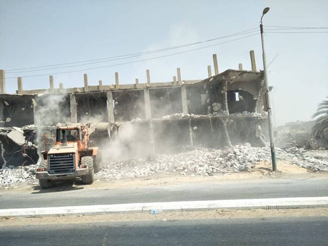 إيقاف بناء عقارين مخالفين بمركز ملوي بالمنيا 