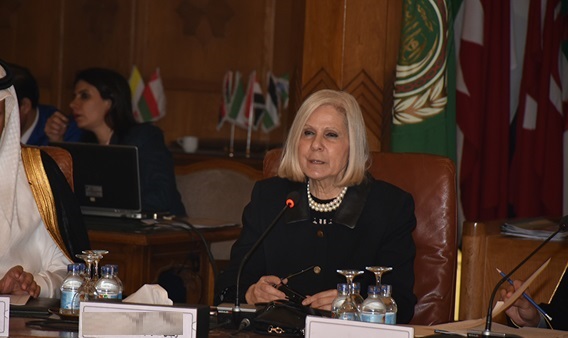 هيفاء أبو غزالة: الجامعة العربية تبذل جهودا كبيرة لتوحيد موقف الدول الأعضاء حول الهجرة واللجوء