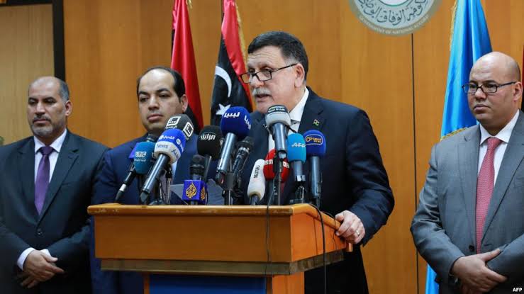 خارجية الوفاق توجه سفاراتها لإدانة الجيش الوطني الليبي.. والمسماري يتهمها بتهديد الدبلوماسيين وتحريضهم