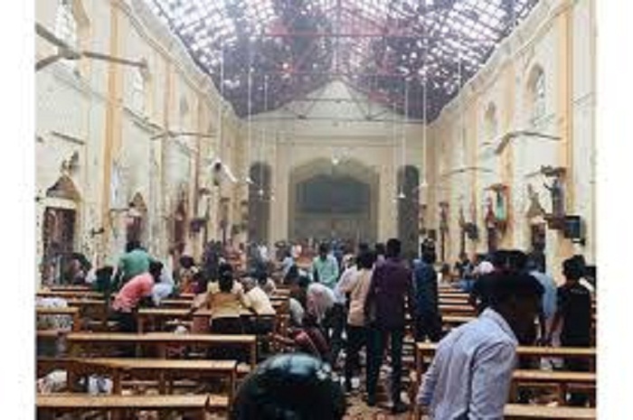 بعد تضارب التصريحات حول منفذ عملية الكنائس، حكومة سريلانكا 