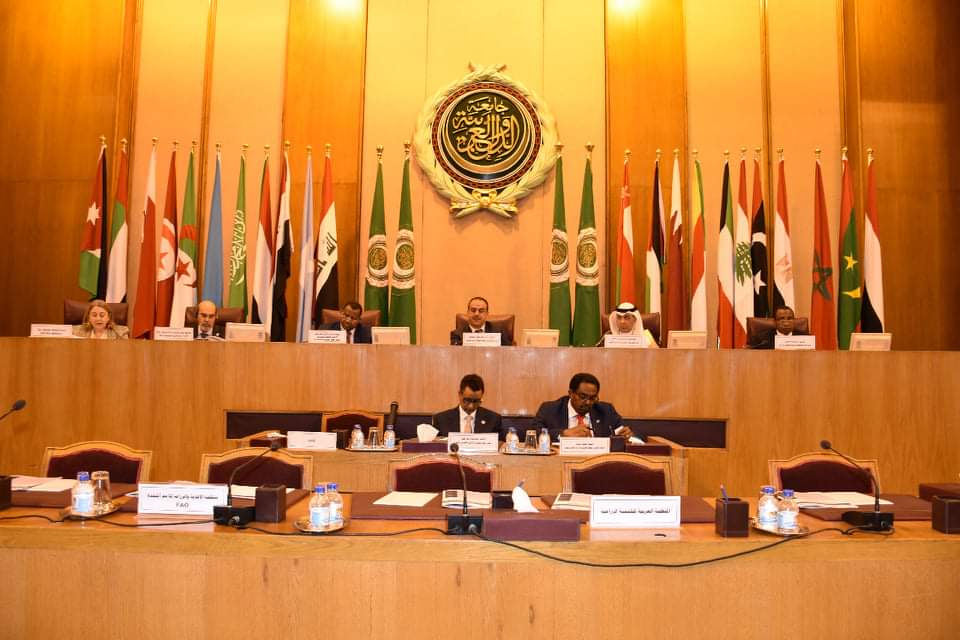 رئيس المجلس الوزاري العربي للمياه يؤكد أهمية وضع إطار لمواجهة أزمتي نقص الموارد المائية والغذائية
