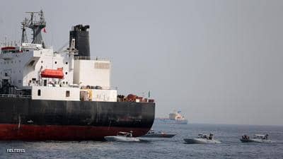 فرق مختصة تحقق في تخريب 4 سفن بمياه الإمارات الاقتصادية