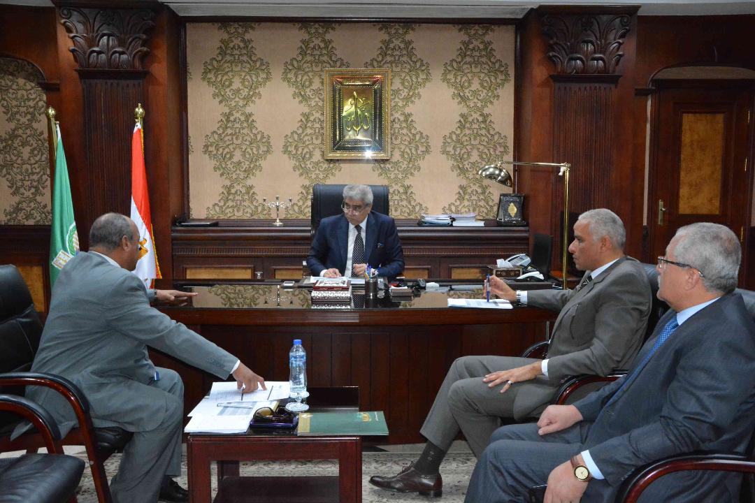 70 مليون جنيه لتمويل مشروعات صغيرة ب3 مراكز بالمنيا لمواجهة ظاهرة الهجرة غير الشرعية