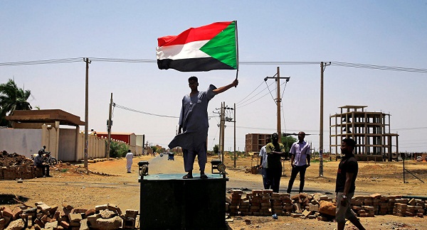 الحرية والتغيير في السودان ترشح ثمانية بينهم ثلاث نساء لرئاسة الحكومة، ونهاية العصيان المدني عصر اليوم