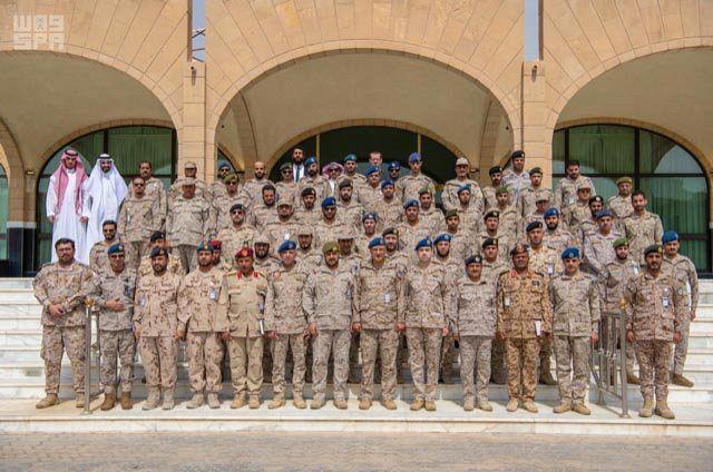 قيادة قوات تحالف دعم الشرعية باليمن تنظم ورشة عمل في القانون الدولي والنزاع المسلح 