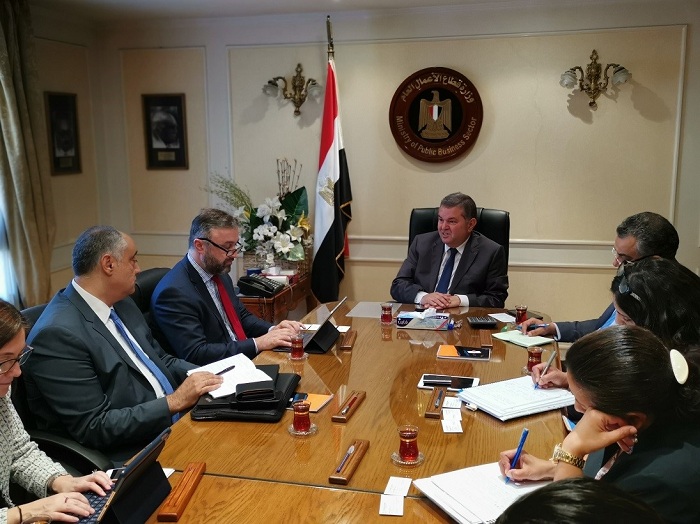 وزير قطاع الأعمال العام يستقبل وفد مجموعة البنك الدولي لبحث التعاون