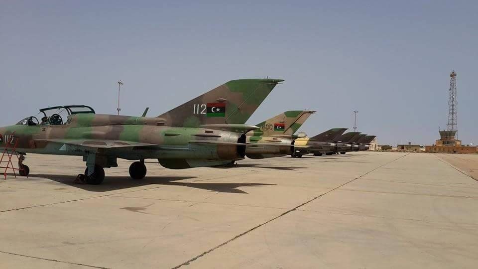 الجيش الليبي يستهدف مواقع للمليشيات المسلحة ويستعيد معسكر النقلية جنوبي العاصمة طرابلس