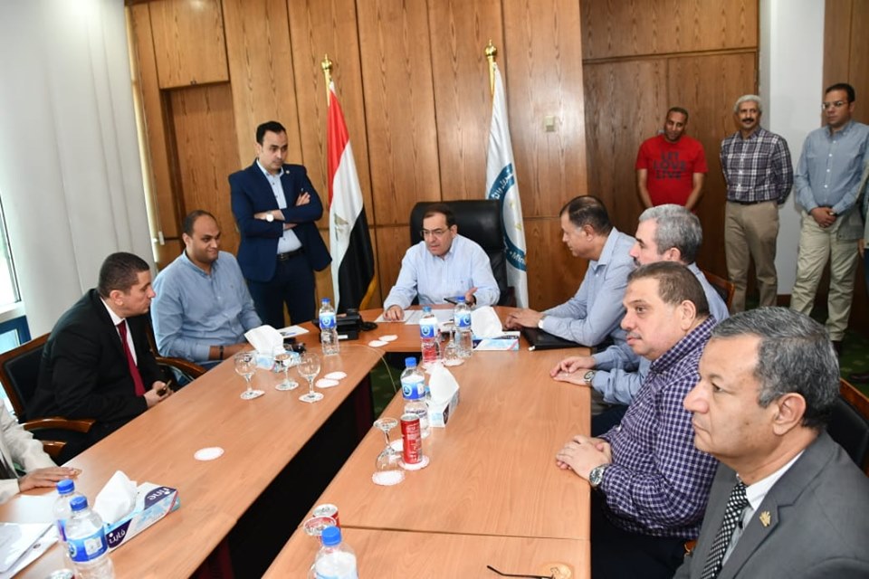 وزير البترول يتابع موقف توزيع الوقود بالمحافظات.. وشدد على عملية الرقابة والمتابعة المستمرة
