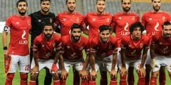 لاسارتى يعلن قائمة الأهلى لمواجهة بيراميدز