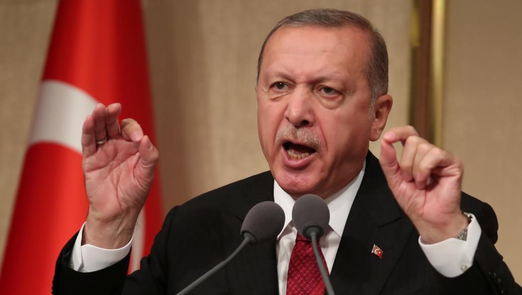 بالفيديو.. أحدث فصول ديكتاتورية أردوغان .. تهدد الحياة اليومية للأتراك