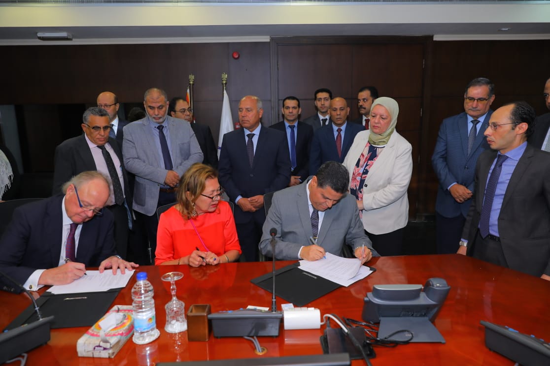 الوزير يشهد توقيع مذكرة تفاهم مع شركات الأوروبية والألمانية لإنشاء أكبر منظومة لوجستية فى منطقة الشرق الأوسط وأفريقيا 