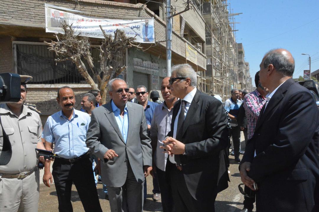 محافظ المنيا يحٌيل مدير مدرسة بني حافظ للتعليم الاساسى للتحقيق 

