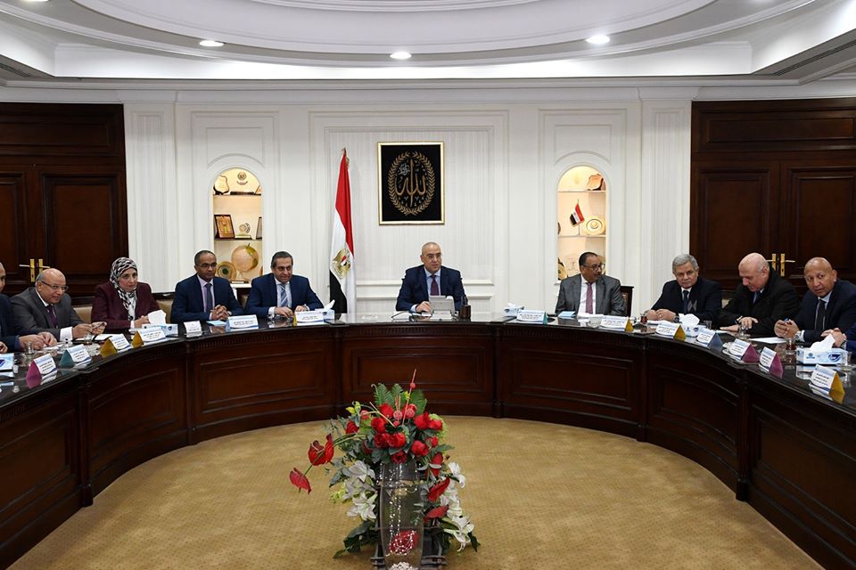 حزمة تكليفات من وزير الإسكان لرؤساء شركات مياه الشرب والصرف الصحى
