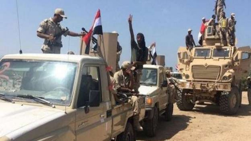 مقتل قائد حوثي وإصابة 4 من مرافقيه في هجمات للجيش اليمني بتعز