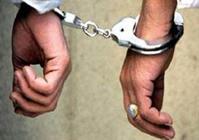 ضبط شخصين لقيامهما بتقديم مستندات مزورة لأحد البنوك بالغربية 