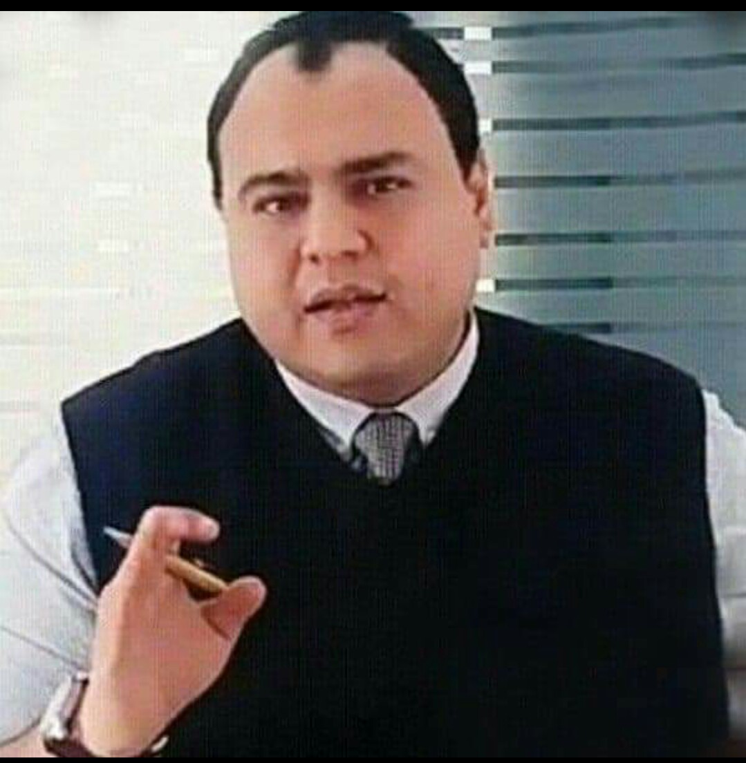 خبير اقتصادي 