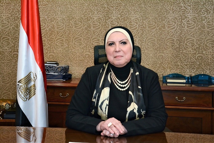 وزيرة الصناعة تدعو الكيانات الاستثمارية الدولية للاستثمار في السوق المصري