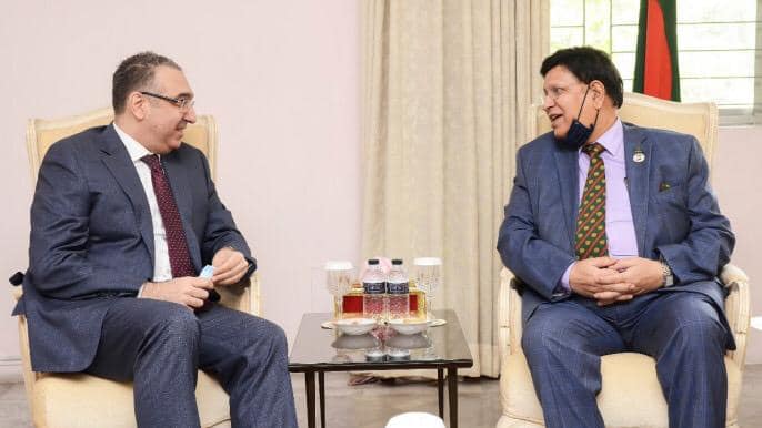 وزير خارجية بنجلاديش يستقبل السفير المصري