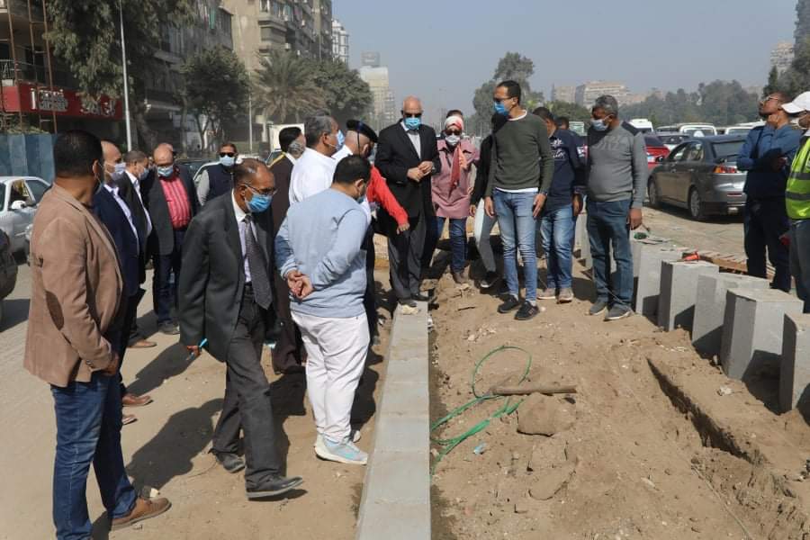 محافظ الجيزة يتابع ميدانيا أعمال التطوير بعدد من المحاور المرورية