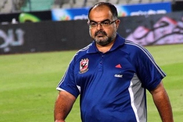 طبيب الأهلي خالد محمود يتقدم باستقالته بعد فوز الفريق بكأس افريقيا

