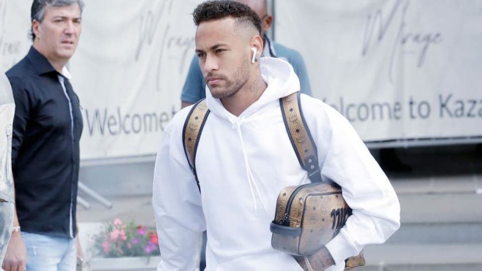 نيمار يفلت من الحجر الصحي في فرنسا خوفا من 