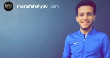 مصطفى فتحي مداعباً فرجاني وبن شرقي: تحس أنهم من العتبة 
