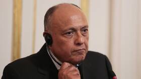 وزير الخارجية يجري اتصالاً هاتفياً مع الأمين العام للأمم المتحدة