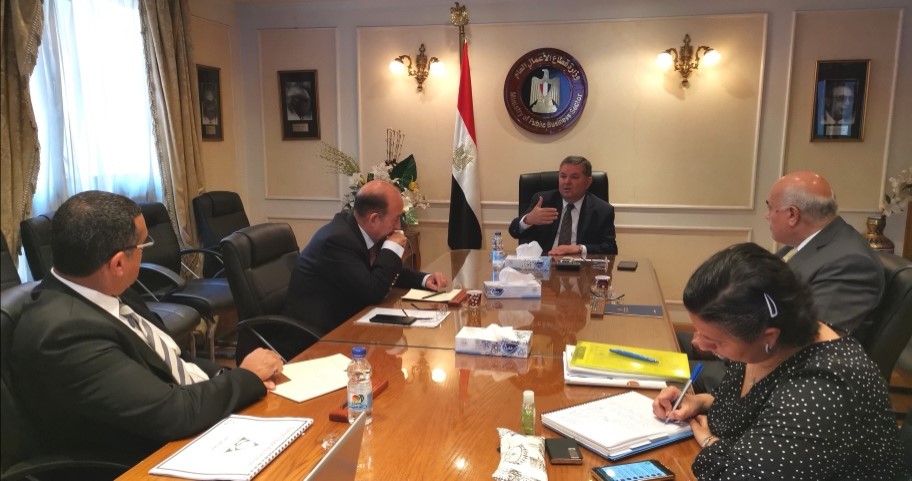 وزير قطاع الأعمال: تشغيل 3 محالج قطن مطورة نهاية 2020