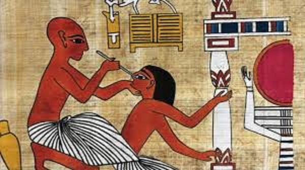 باحث أثري : يكشف كيفية تعامل المصريين القدماء مع الأوبئة والأمراض