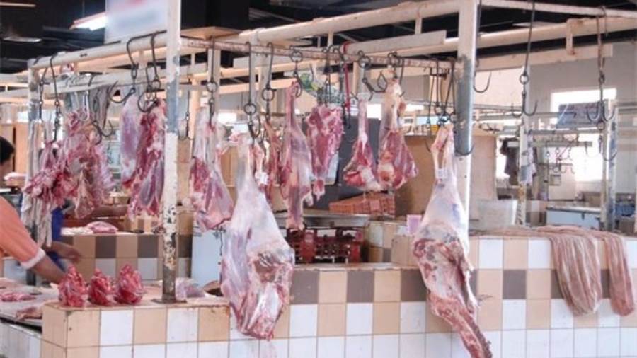  «القصابين»: ضعف الطلب على اللحوم في أول أيام عمل المحلات بعد انقضاء العيد