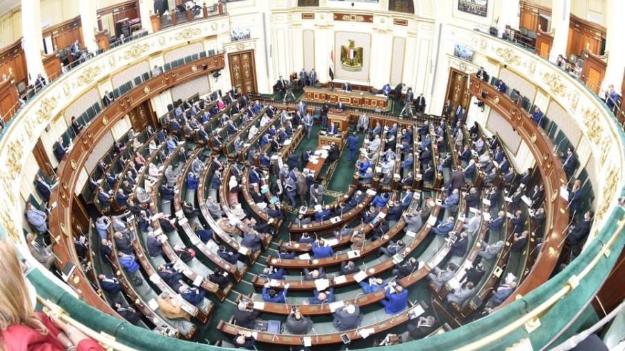 مجلس النواب يصوت اليوم على ٦ قوانين ويناقش ٨ مشروعات و٦ اتفاقيات 
