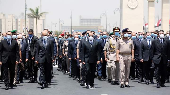 الرئيس يتقدم الجنازة العسكرية للفريق محمد العصار