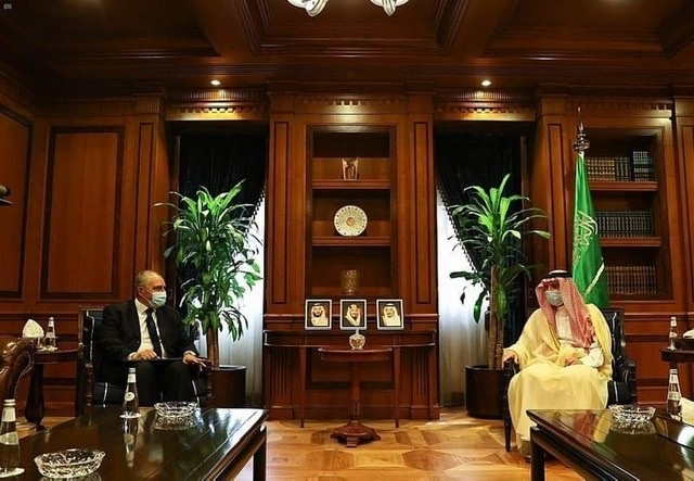 وزير الدولة السعودي للشئون الخارجية يستقبل السفير المصري بالرياض