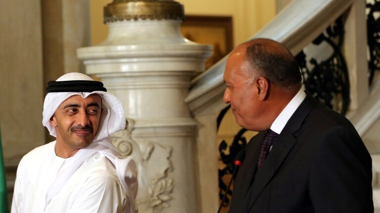 وزير الخارجية يبحث الوضع في شرق المتوسط مع نظيره الإماراتي
